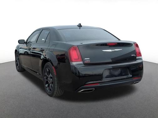 2019 Chrysler 300 S