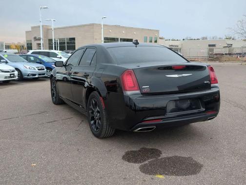 2019 Chrysler 300 S