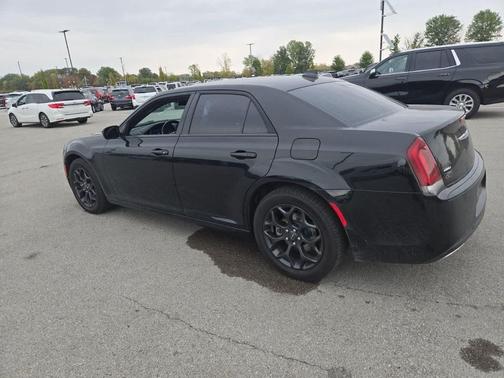 2019 Chrysler 300 S