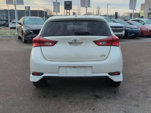 2017 Toyota Corolla iM Base