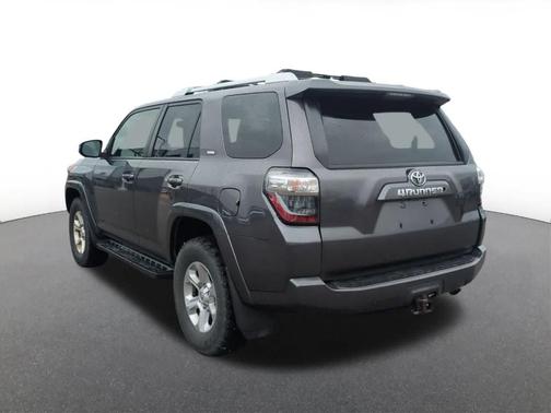 Magnetic Gray Metallic 2014 Toyota 4Runner SR5