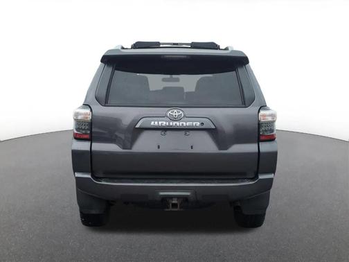 Magnetic Gray Metallic 2014 Toyota 4Runner SR5