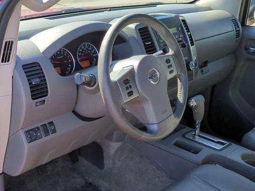 2012 Nissan Frontier SL