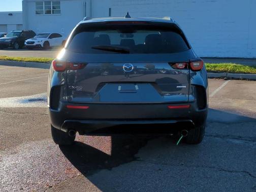 2026 Mazda CX-50 Premium