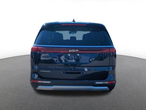 Deep Chroma Blue 2023 Kia Carnival LX