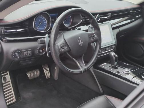 2017 Maserati Quattroporte S Q4 GranSport