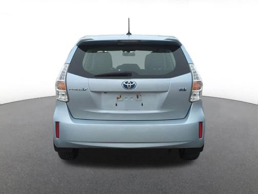 2012 Toyota Prius v Three