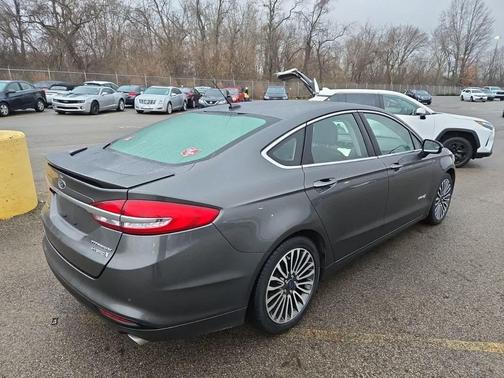 2017 Ford Fusion Hybrid Titanium