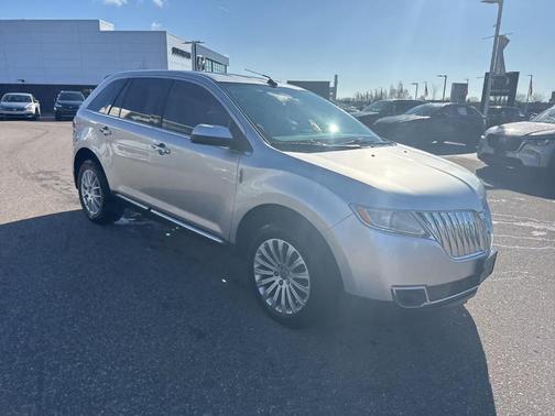 Silver 2011 Lincoln MKX Base