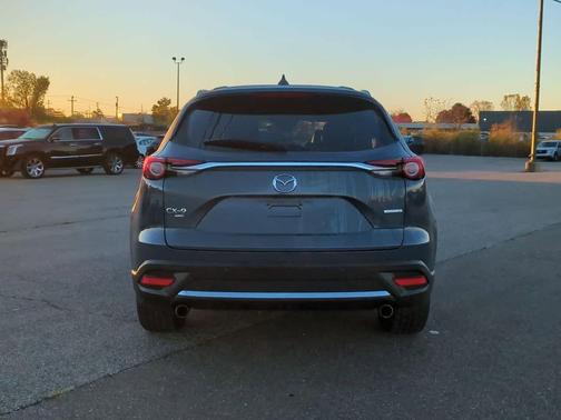 2023 Mazda CX-9 Carbon Edition