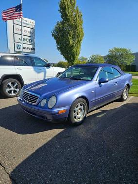 1999 Mercedes-Benz CLK-Class Base