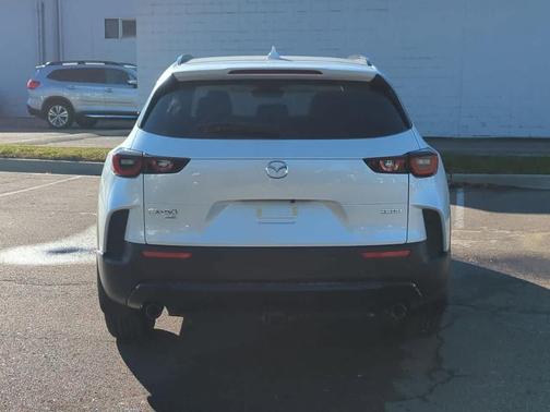 2026 Mazda CX-50 Premium
