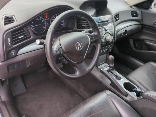 2013 Acura ILX 2.0L Technology