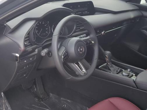 2026 Mazda Mazda3 2.5 S Carbon Edition