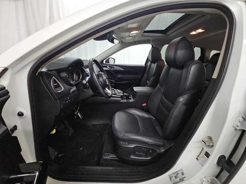 2022 Mazda CX-9 Touring Plus