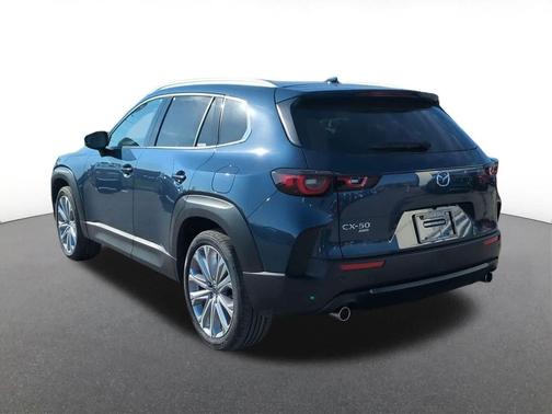2026 Mazda CX-50 Premium