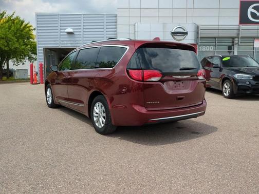 2018 Chrysler Pacifica Touring-L Plus