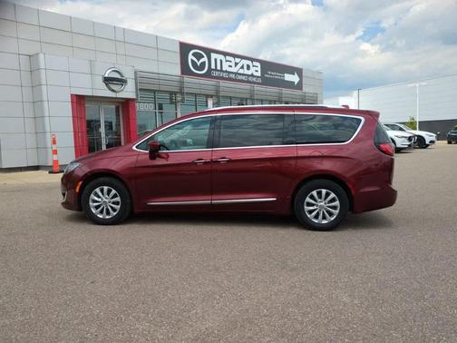 2018 Chrysler Pacifica Touring-L Plus