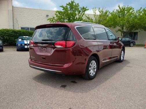 2018 Chrysler Pacifica Touring-L Plus