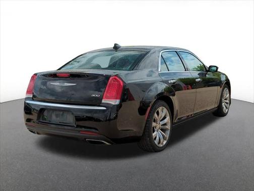 2018 Chrysler 300 Limited