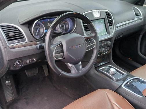 2018 Chrysler 300 Limited