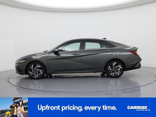 Gray 2025 Hyundai ELANTRA SEL Convenience