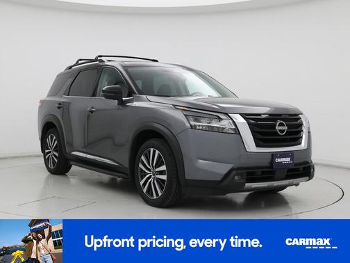2022 Nissan Pathfinder Platinum