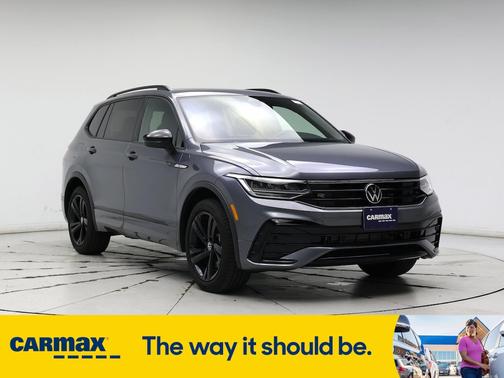 2023 Volkswagen Tiguan SE R-Line Black