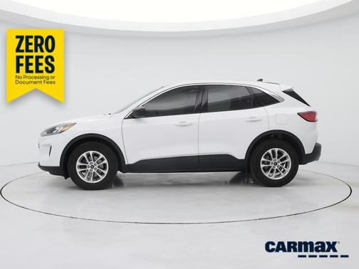 White 2022 Ford Escape SE