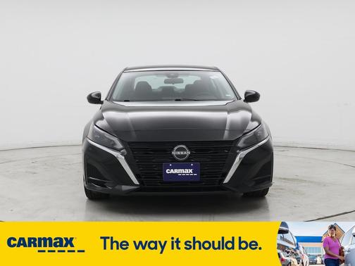 2023 Nissan Altima SV