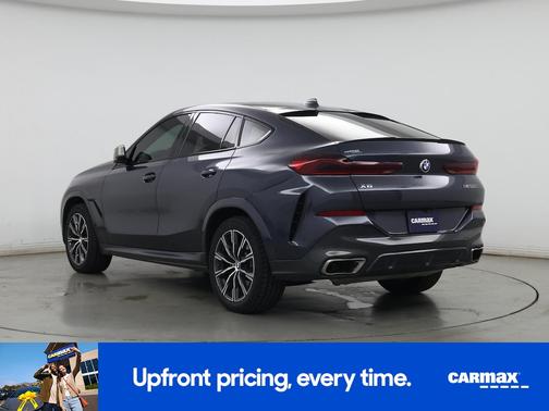 2021 BMW X6 M50i