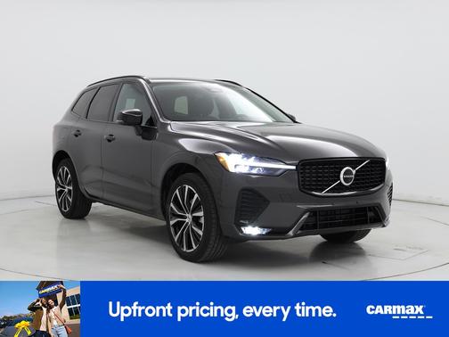 2023 Volvo XC60 B5 Plus Dark Theme