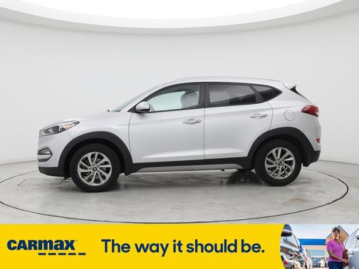 2017 Hyundai TUCSON SE Plus