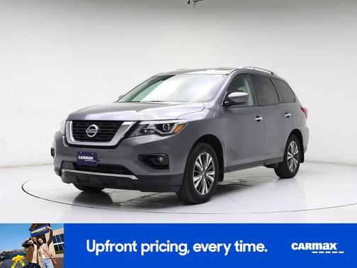 Gray 2017 Nissan Pathfinder SV
