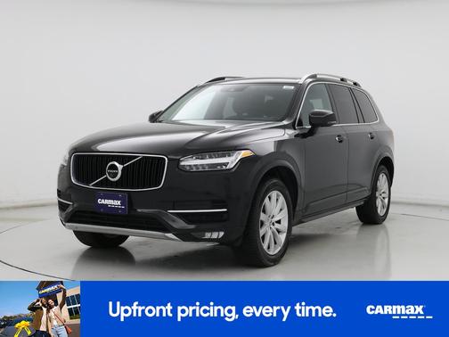 2016 Volvo XC90 T6 Momentum