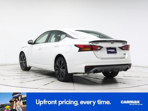2022 Nissan Altima SR