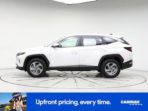 2023 Hyundai TUCSON SE