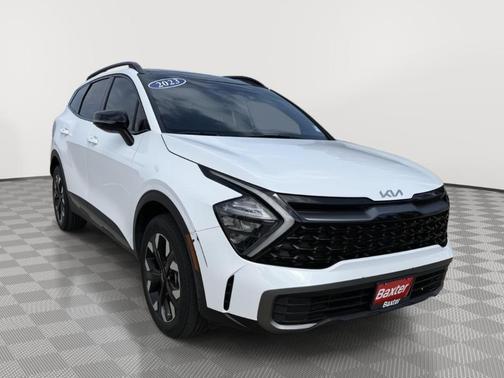 Glacial White Pearl 2023 Kia Sportage X-Line
