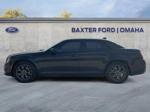 2018 Chrysler 300 S