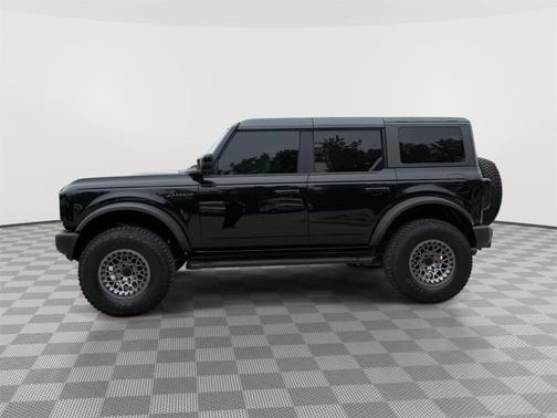 Shadow Black 2023 Ford Bronco Outer Banks Advanced