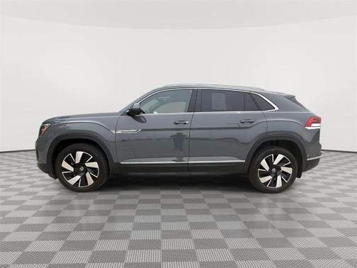 Pure Gray 2024 Volkswagen Atlas Cross Sport 2.0T SEL