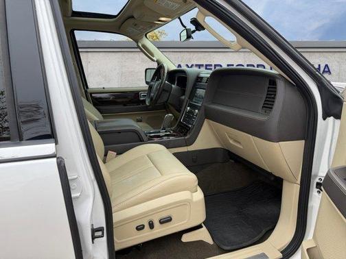 2015 Lincoln Navigator Base