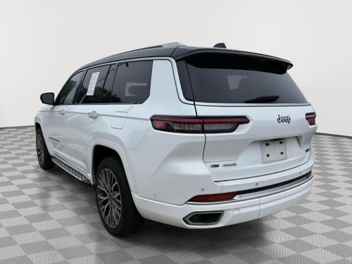 Bright White Clearcoat 2022 Jeep Grand Cherokee L Summit