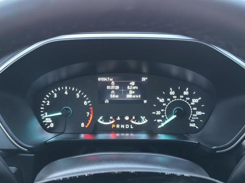 Atlas Blue 2022 Ford Escape SE