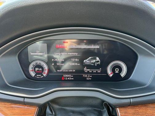 2023 Audi Q5 45 S line Prestige