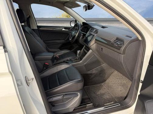 2019 Volkswagen Tiguan 2.0T SEL Premium