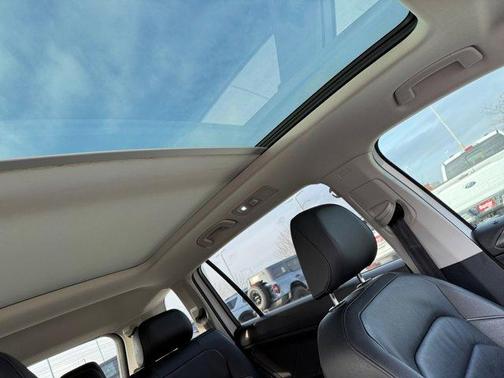 2019 Volkswagen Tiguan 2.0T SEL Premium