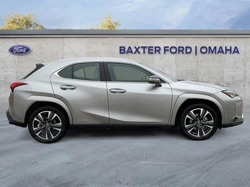 2022 Lexus UX 250h Base