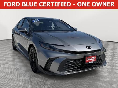 Metal 2025 Toyota Camry SE