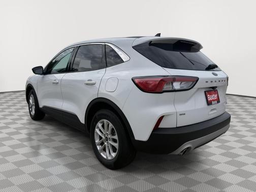 Oxford White 2022 Ford Escape SE